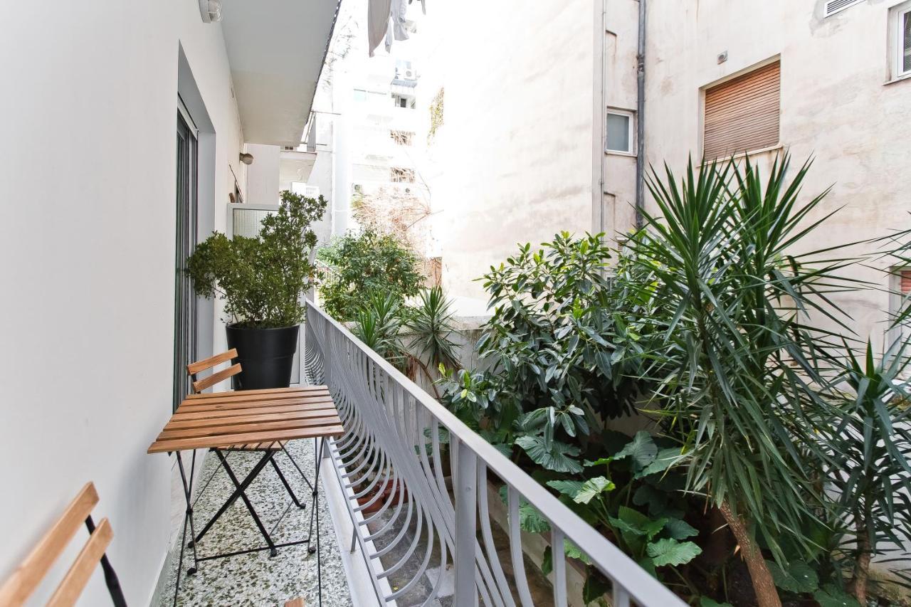 BAG- Boutique Apartment Grey - Hilton Area Athènes Extérieur photo
