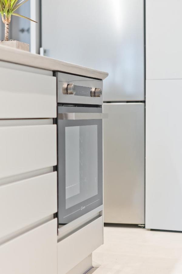 BAG- Boutique Apartment Grey - Hilton Area Athènes Extérieur photo